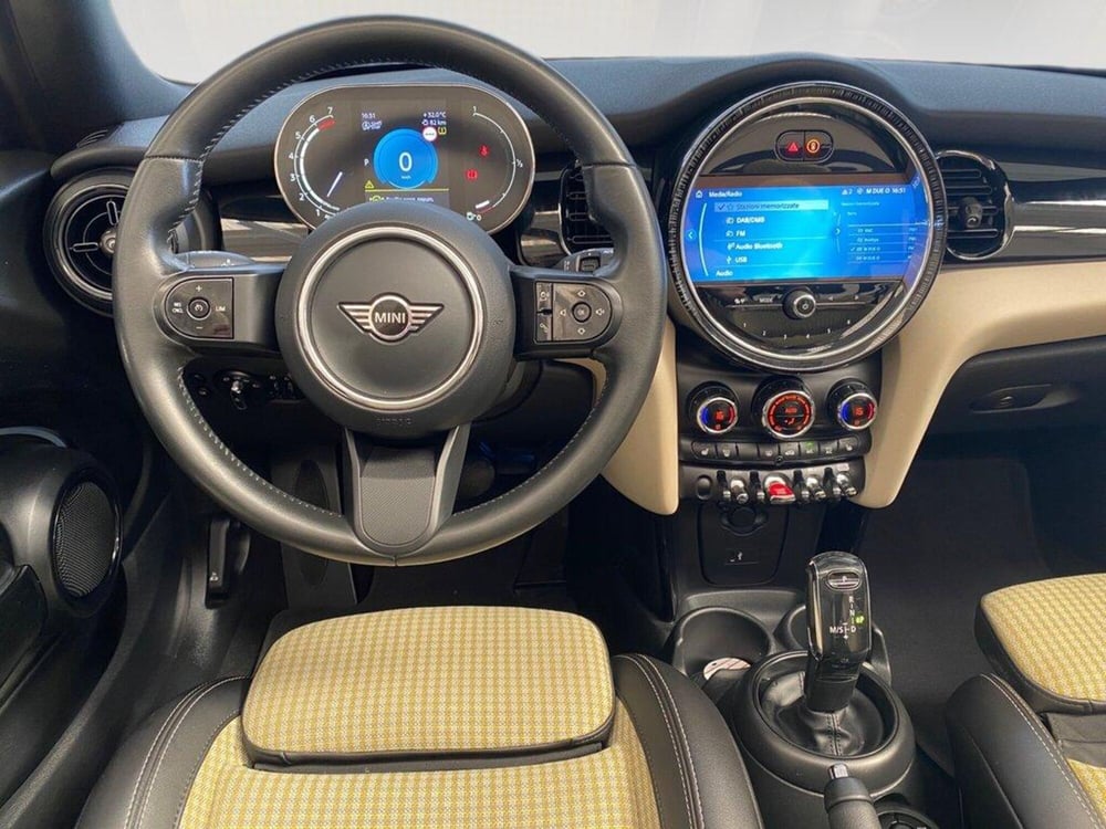 MINI Mini Cabrio usata a Torino (7)
