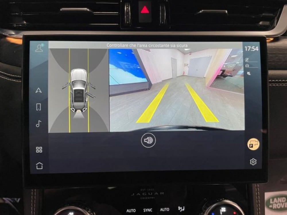 Jaguar F-Pace usata a Cuneo (11)