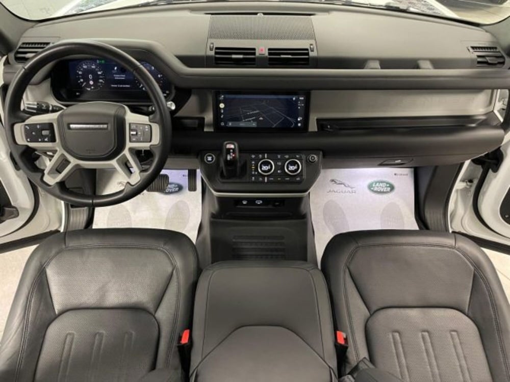Land Rover Defender usata a Cuneo (9)