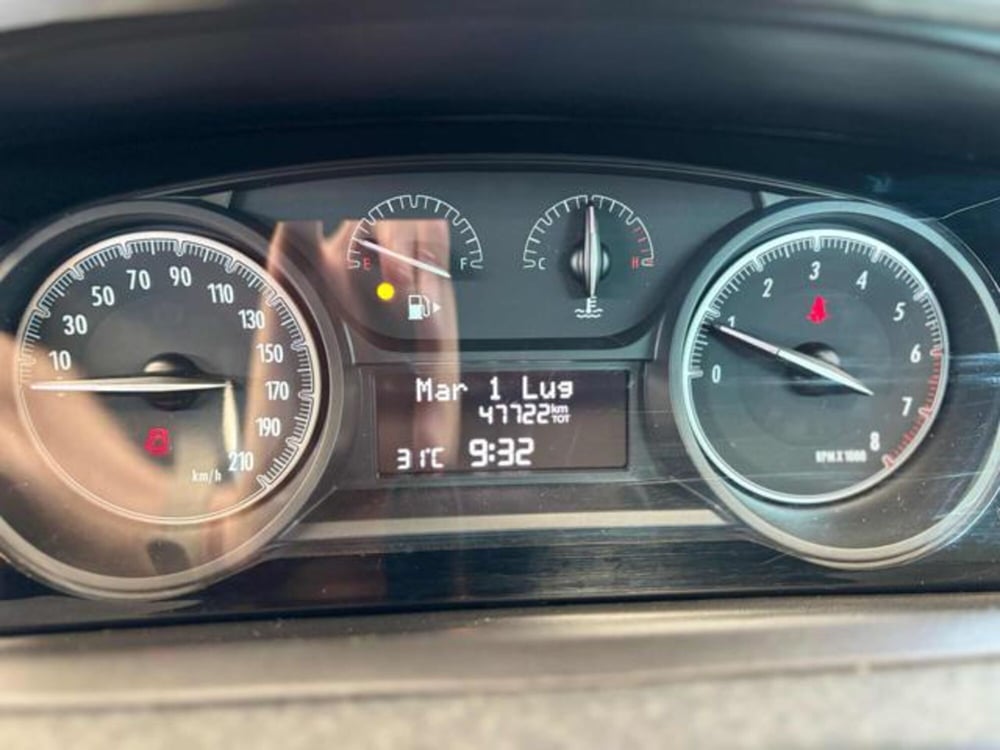 Lancia Ypsilon usata a Pesaro-Urbino (8)