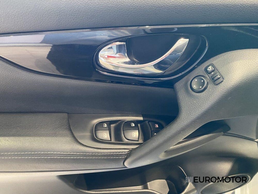 Nissan Qashqai usata a Bari (12)