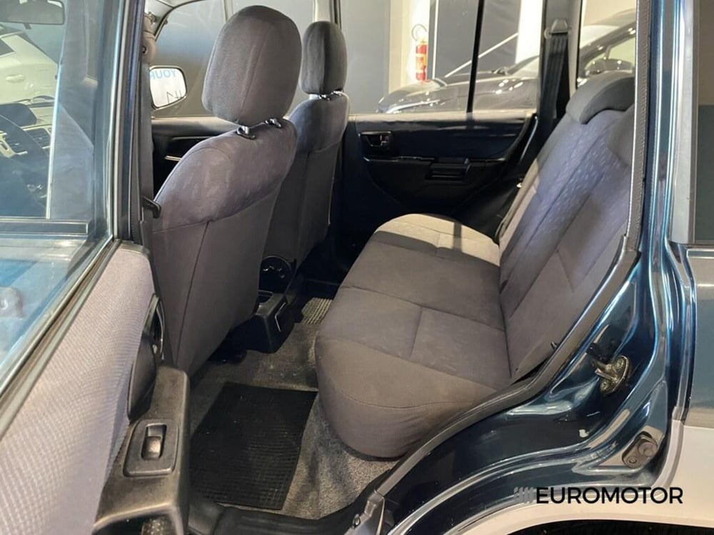 Mitsubishi Pajero usata a Bari (10)