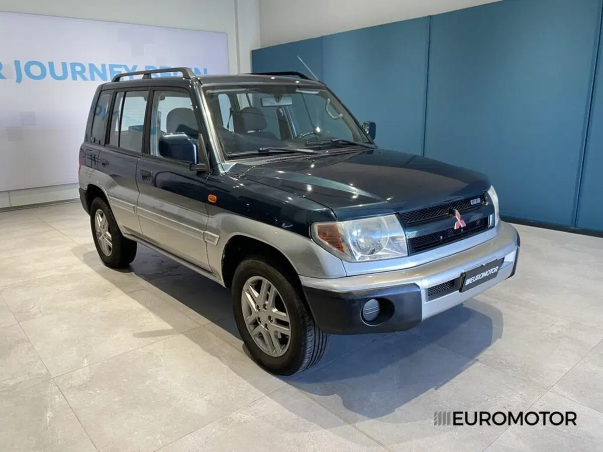 Mitsubishi Pajero usata a Bari (3)