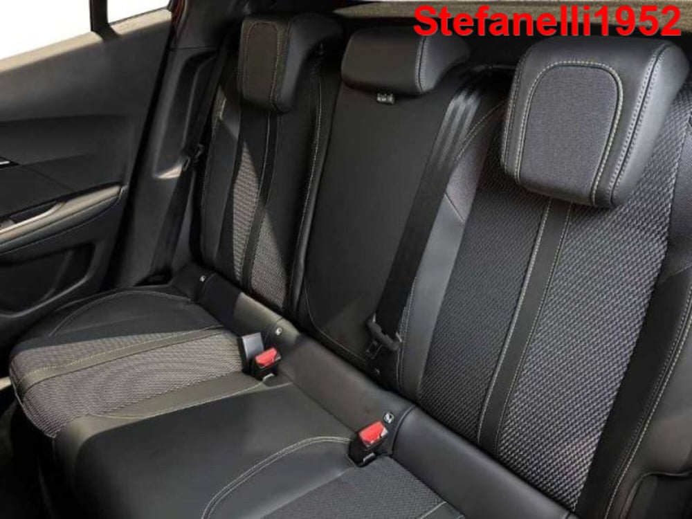 Peugeot 2008 nuova a Bologna (9)
