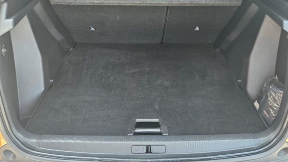 Peugeot 2008 usata a Lucca (14)