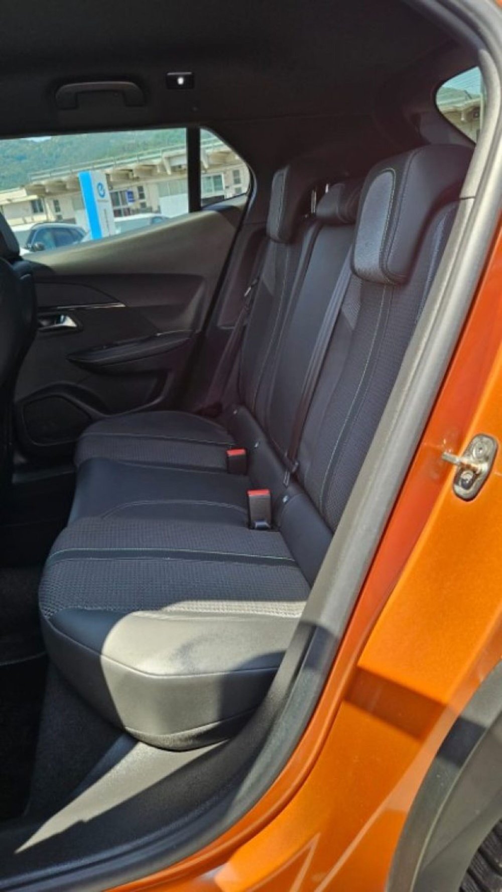 Peugeot 2008 usata a Lucca (20)