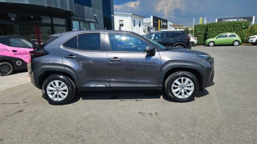 Toyota Yaris Cross usata a Lucca (3)