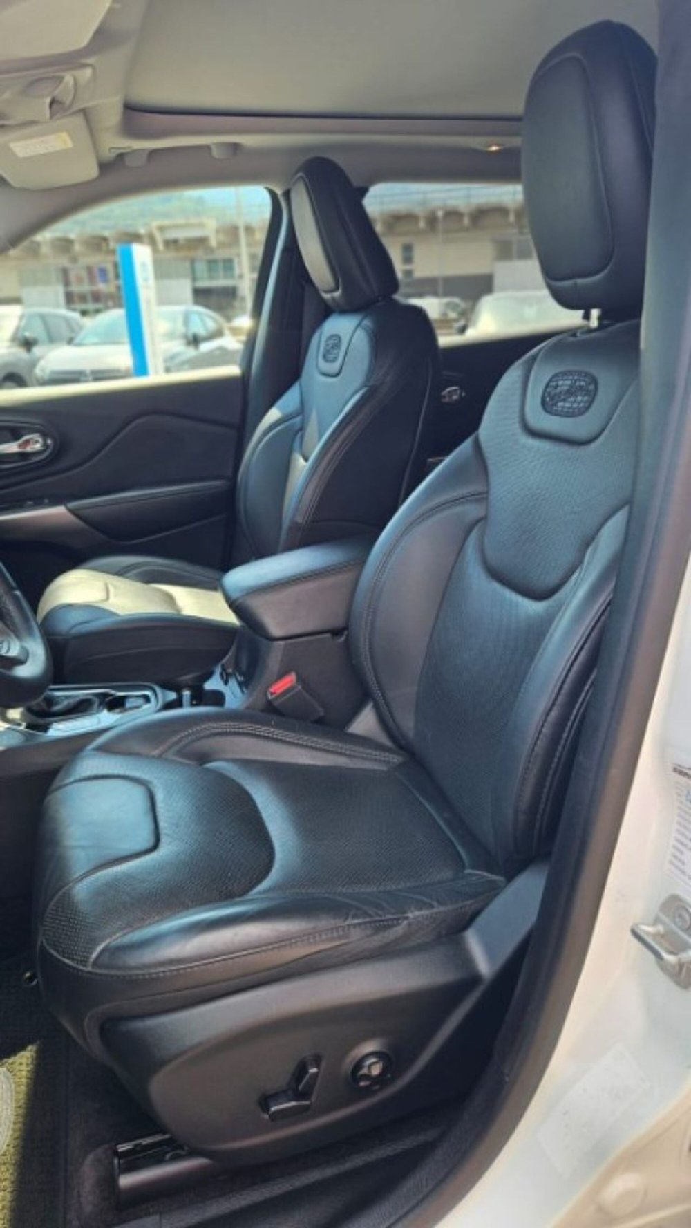 Jeep Cherokee usata a Lucca (10)