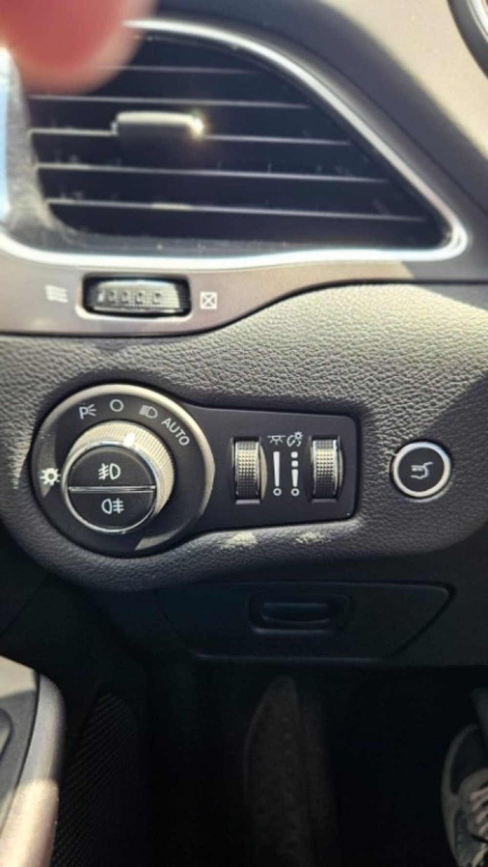 Jeep Cherokee usata a Lucca (17)