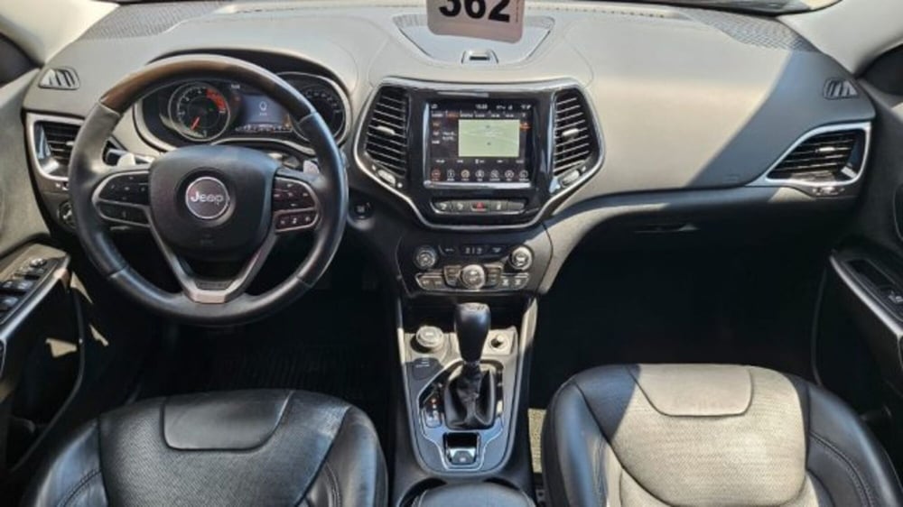 Jeep Cherokee usata a Lucca (18)