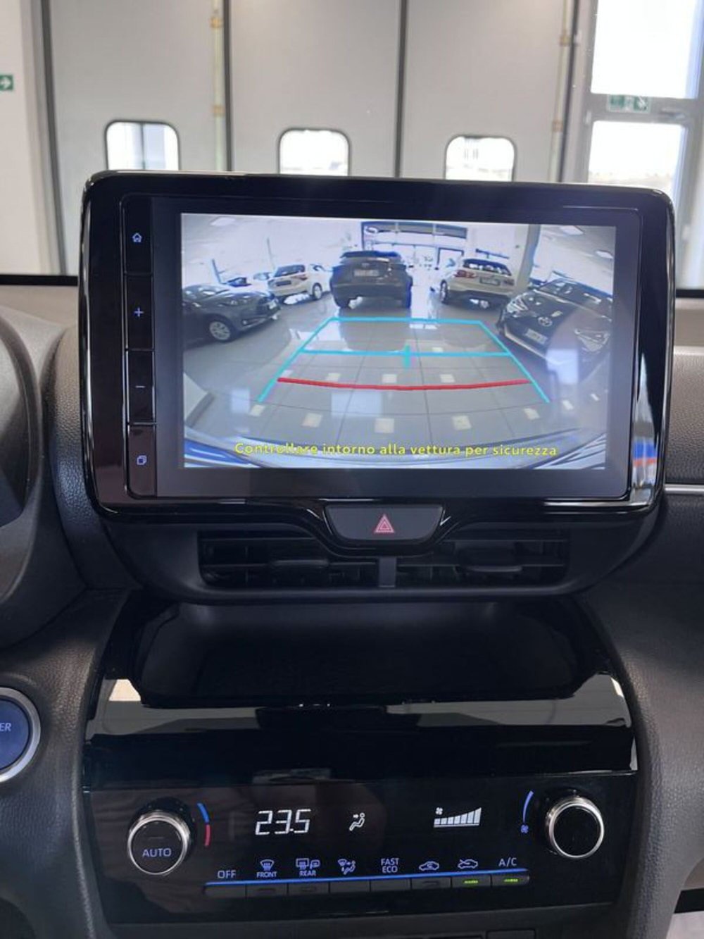 Toyota Yaris Cross usata a Prato (12)
