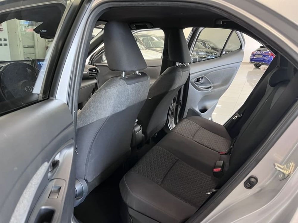 Toyota Yaris Cross usata a Prato (9)
