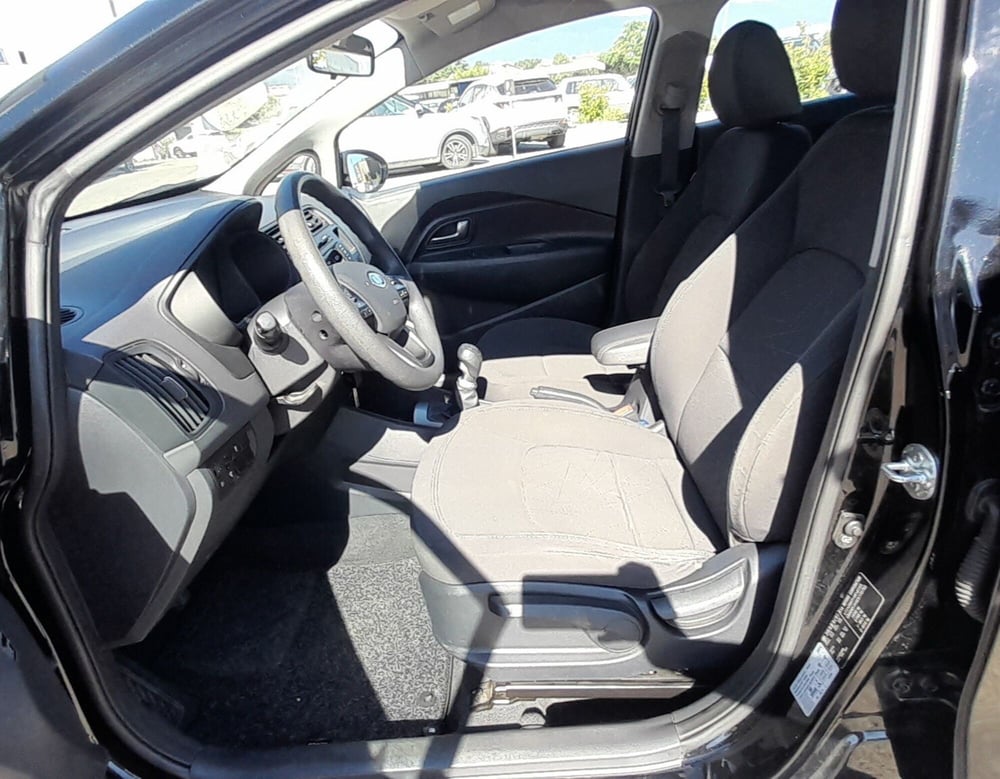 Kia Rio usata a Cosenza (9)