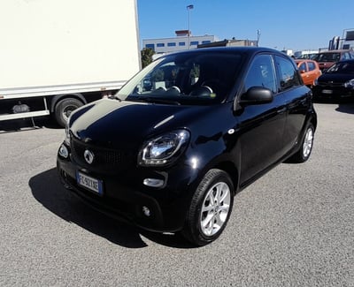 smart forfour forfour 70 1.0 Youngster del 2016 usata a Rende