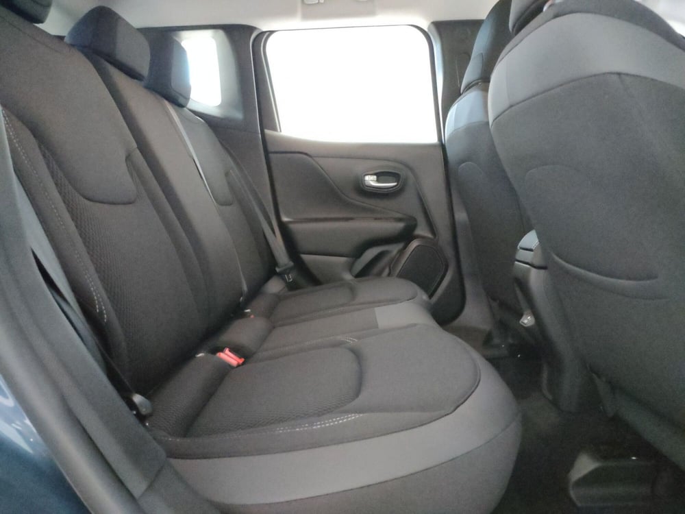 Jeep Renegade nuova a L'Aquila (14)