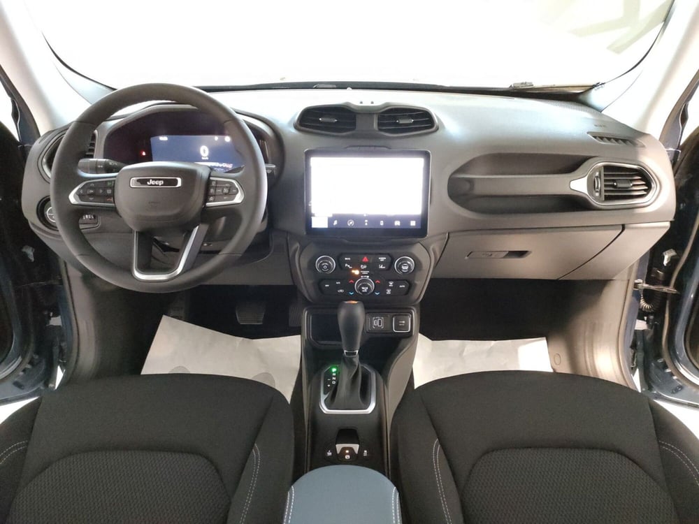 Jeep Renegade nuova a L'Aquila (16)