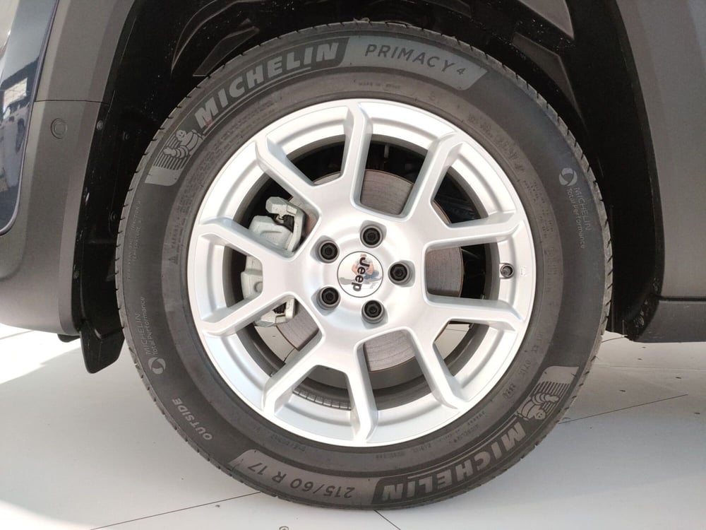Jeep Renegade nuova a L'Aquila (7)