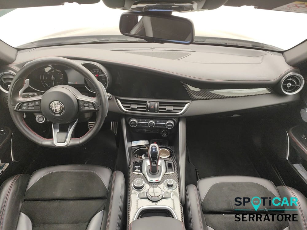 Alfa Romeo Giulia usata a Como (14)
