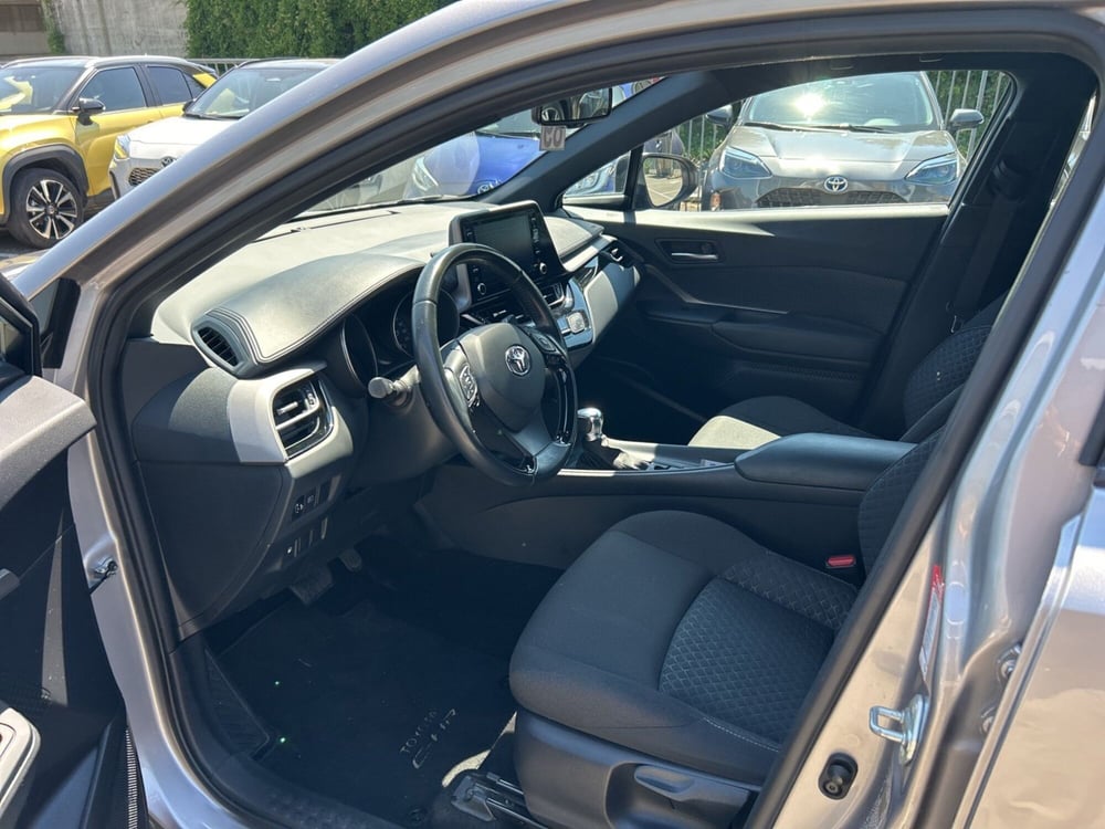 Toyota Toyota C-HR usata a Piacenza (11)