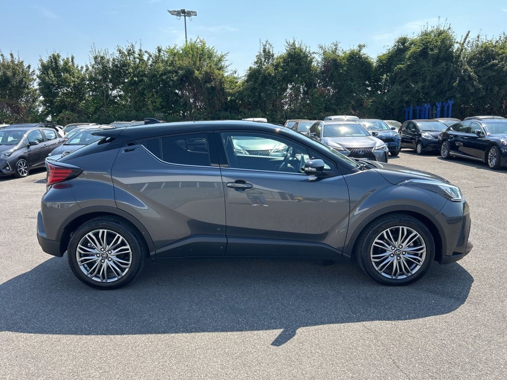 Toyota Toyota C-HR usata a Piacenza (8)