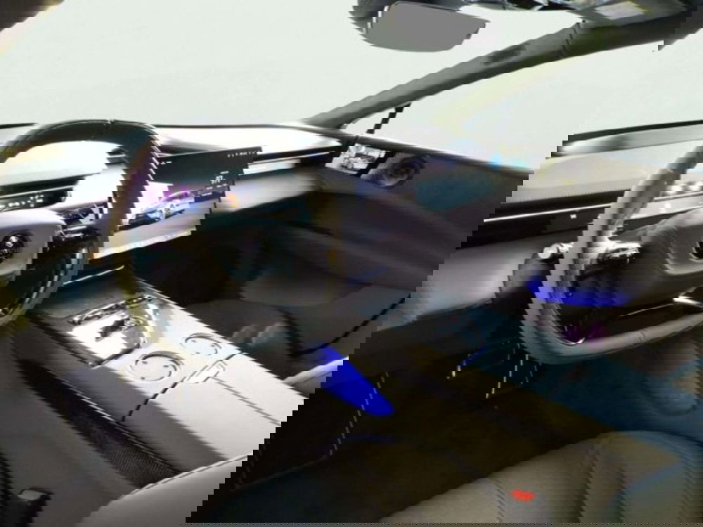 Lotus Emeya nuova a Firenze (9)