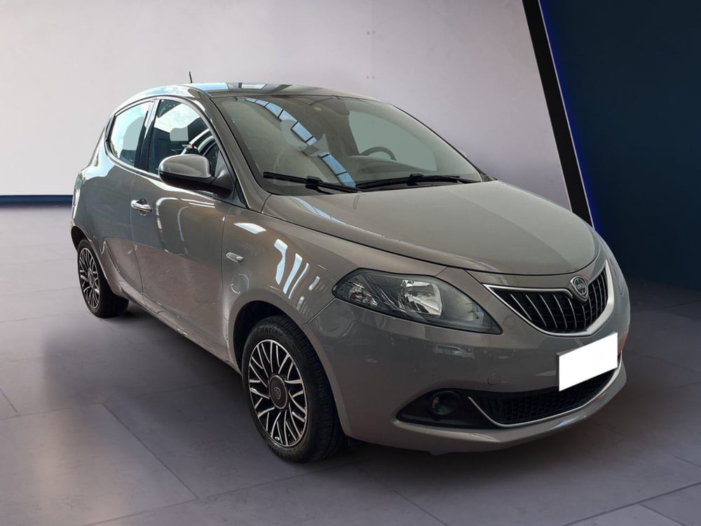 Lancia Ypsilon usata a Torino (3)