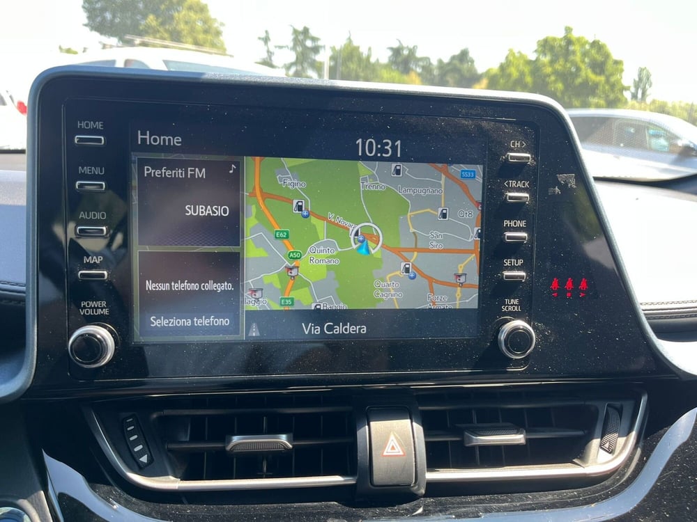 Toyota Toyota C-HR usata a Milano (17)