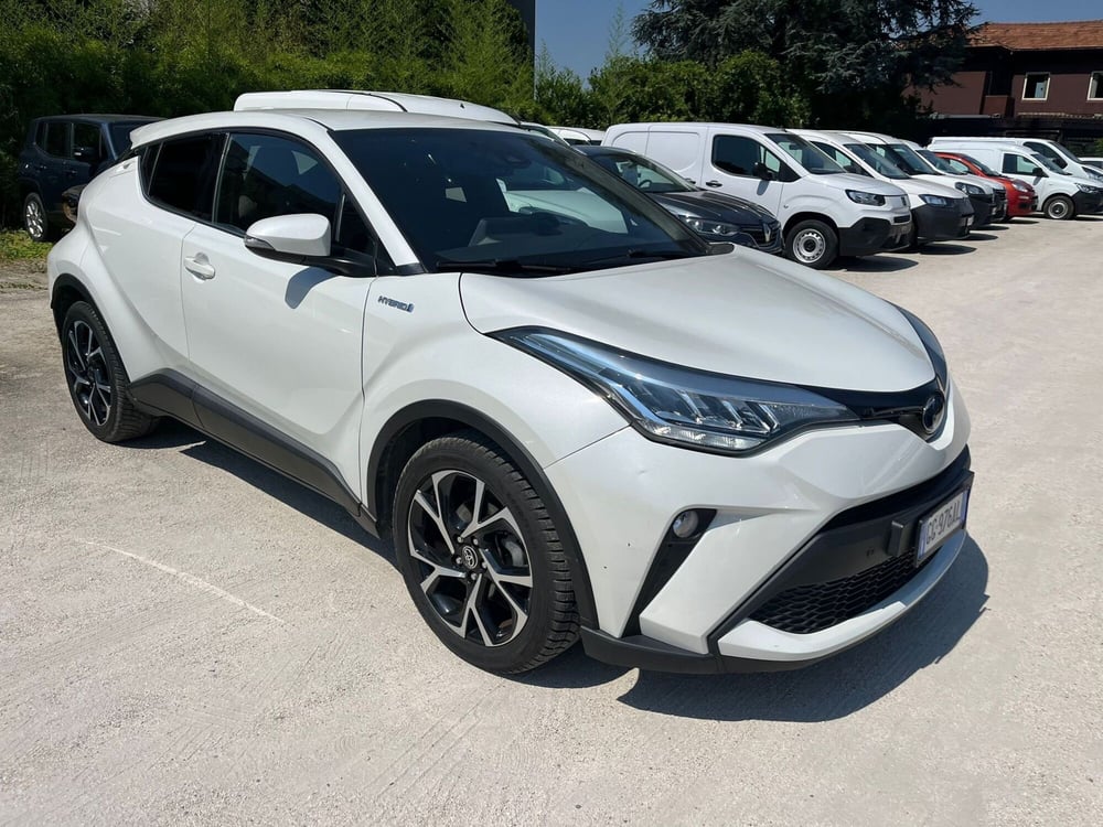 Toyota Toyota C-HR usata a Milano (3)
