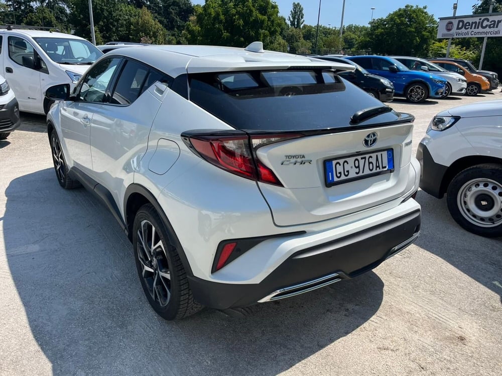 Toyota Toyota C-HR usata a Milano (6)
