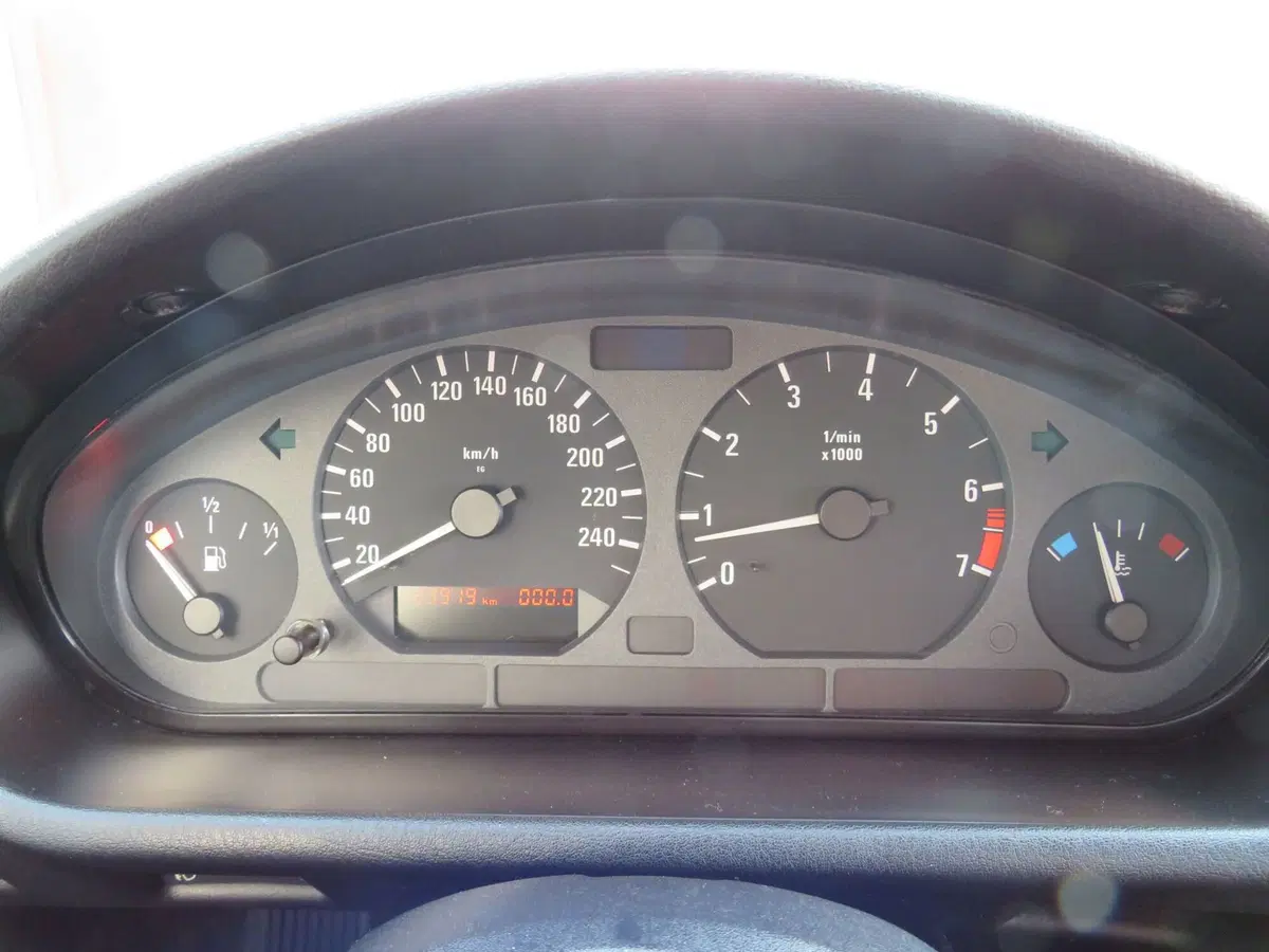BMW Z3 Cabrio usata a Monza e Brianza (18)