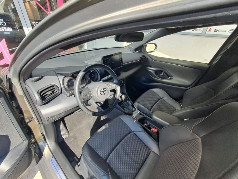 Toyota Yaris Cross usata a Cagliari (13)
