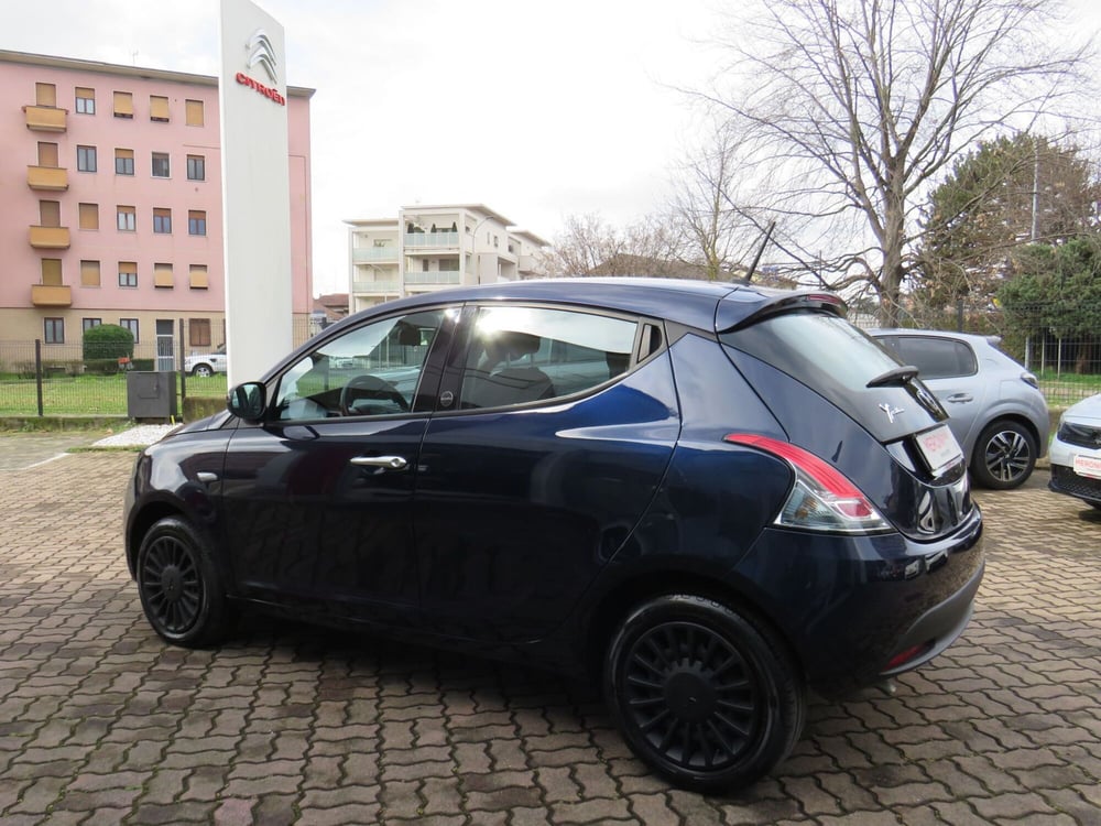 Lancia Ypsilon usata a Monza e Brianza (5)