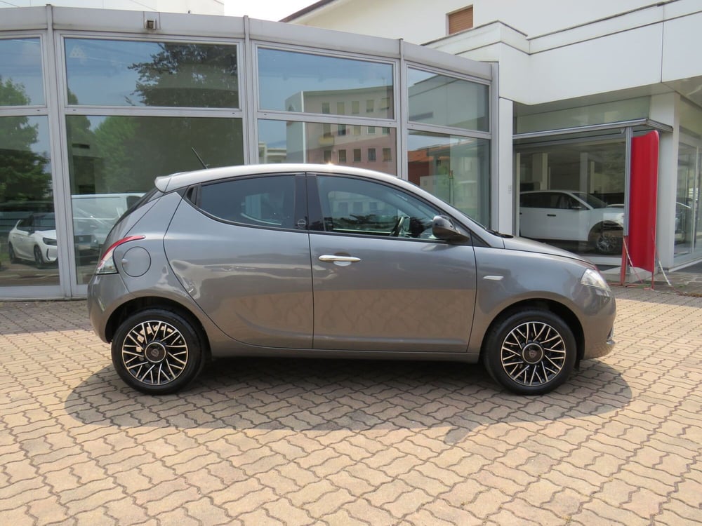 Lancia Ypsilon usata a Monza e Brianza (2)