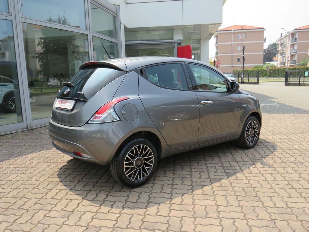 Lancia Ypsilon usata a Monza e Brianza (4)