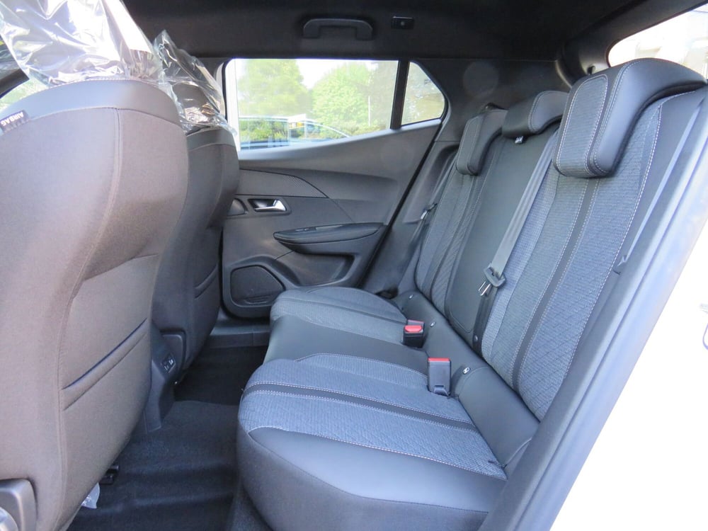 Peugeot 2008 nuova a Monza e Brianza (14)