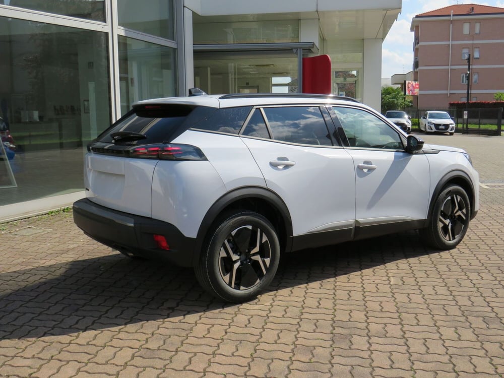 Peugeot 2008 nuova a Monza e Brianza (4)
