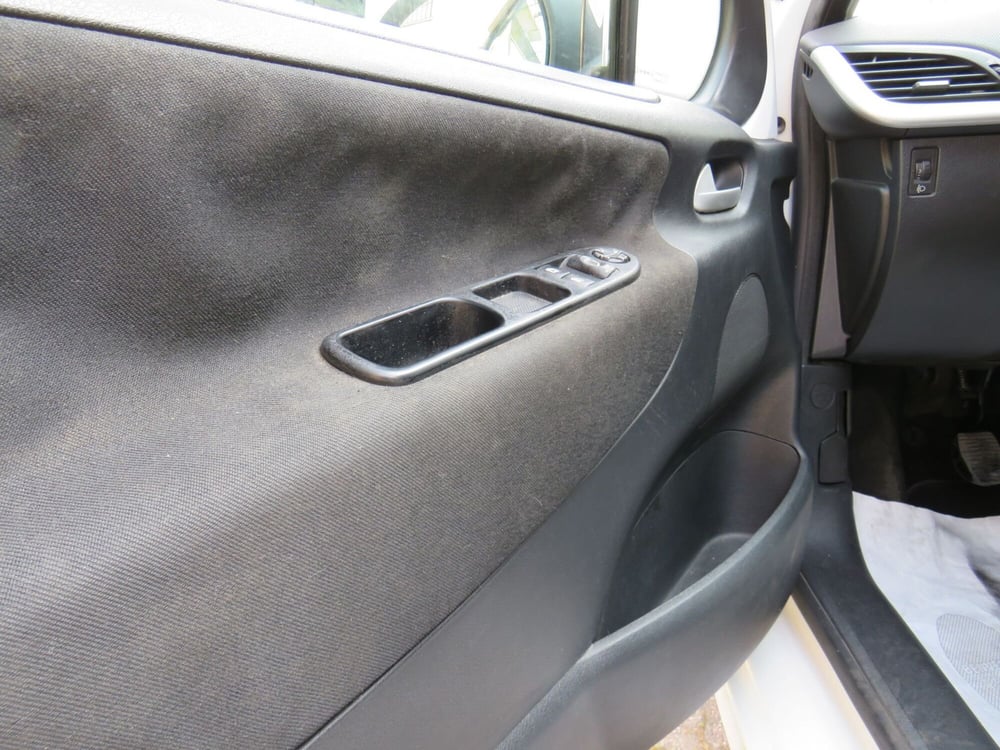 Peugeot 207 usata a Monza e Brianza (8)