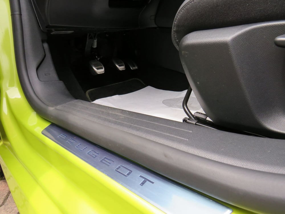 Peugeot 208 usata a Monza e Brianza (9)