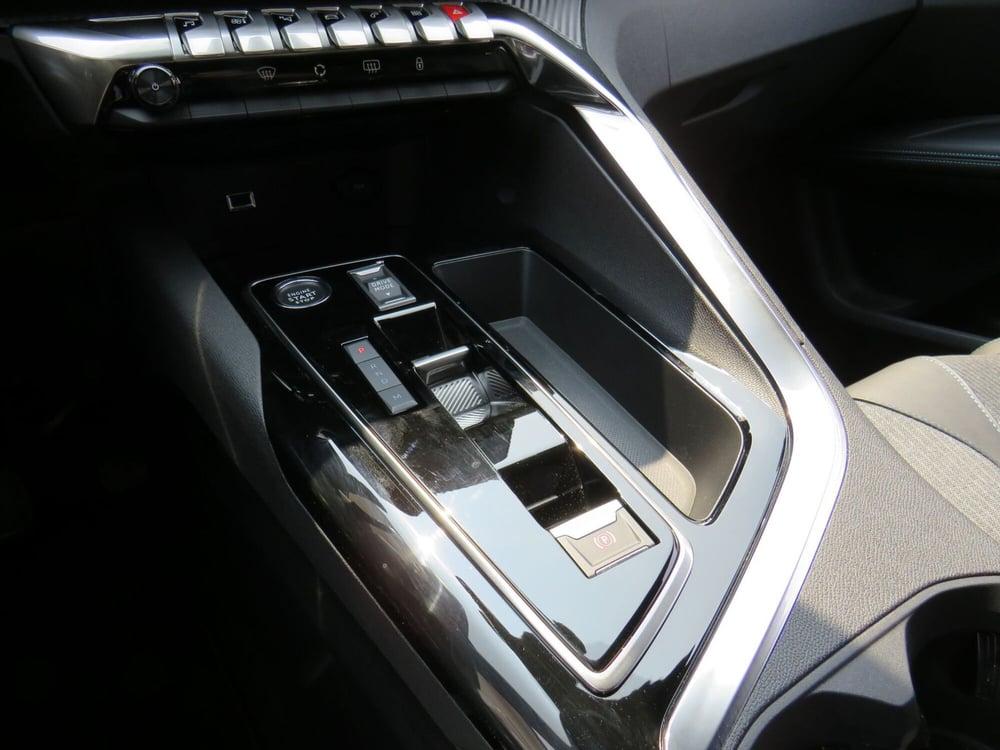 Peugeot 5008 usata a Monza e Brianza (18)