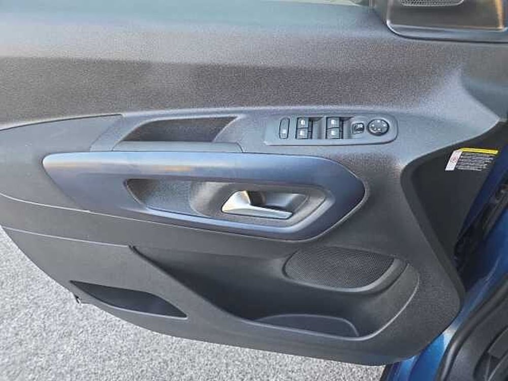 Peugeot Rifter usata a Siena (17)