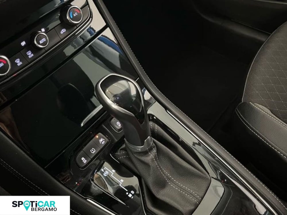 Opel Grandland X usata a Bergamo (12)