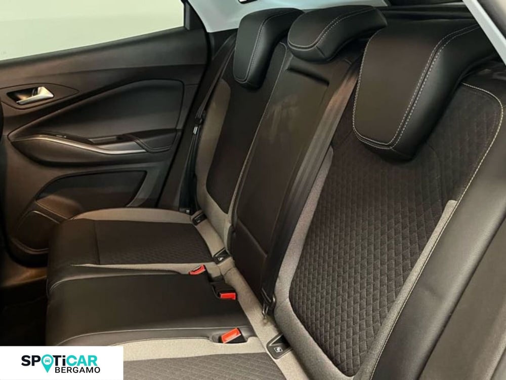 Opel Grandland X usata a Bergamo (8)