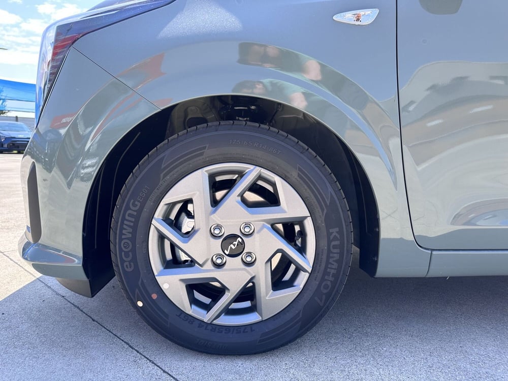 Kia Picanto nuova a Cremona (5)