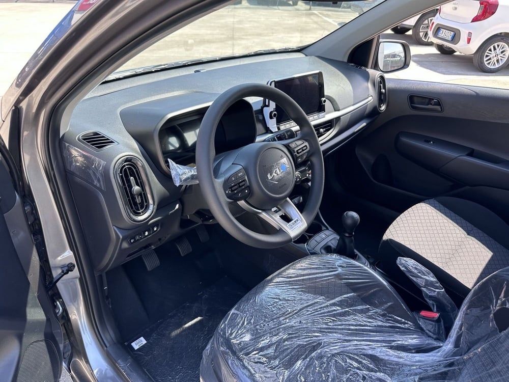 Kia Picanto nuova a Cremona (9)