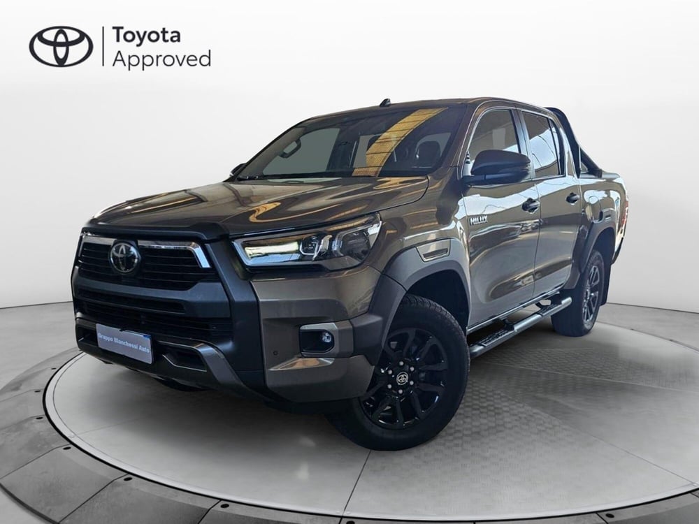 Toyota Hilux usata a Cremona