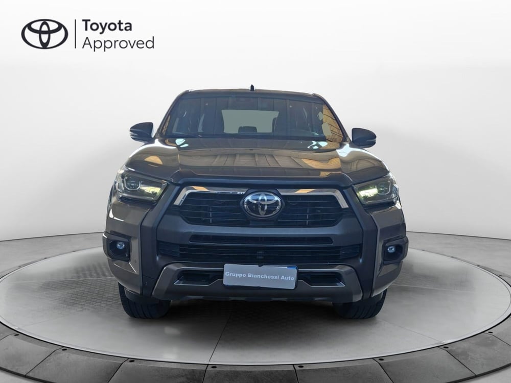 Toyota Hilux usata a Cremona (6)