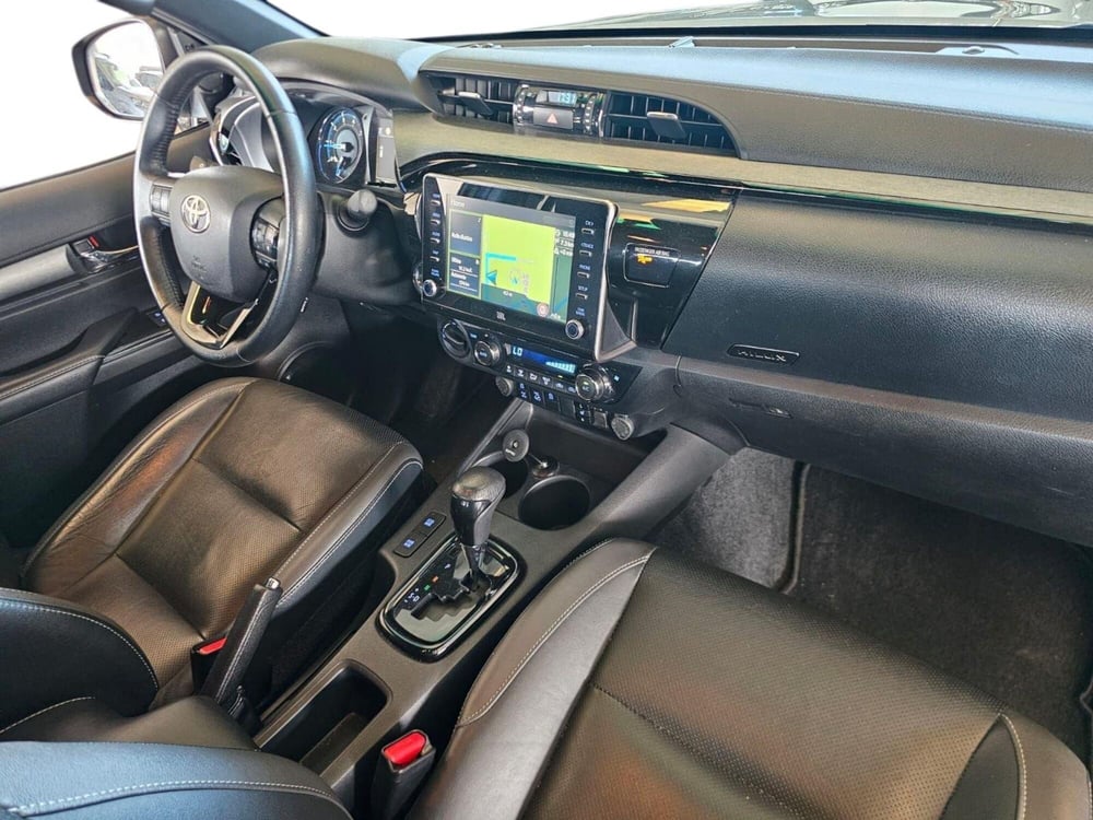 Toyota Hilux usata a Cremona (7)