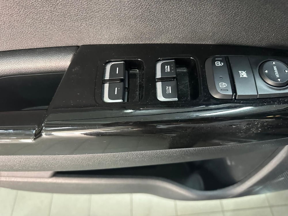 Kia Sportage usata a Napoli (20)
