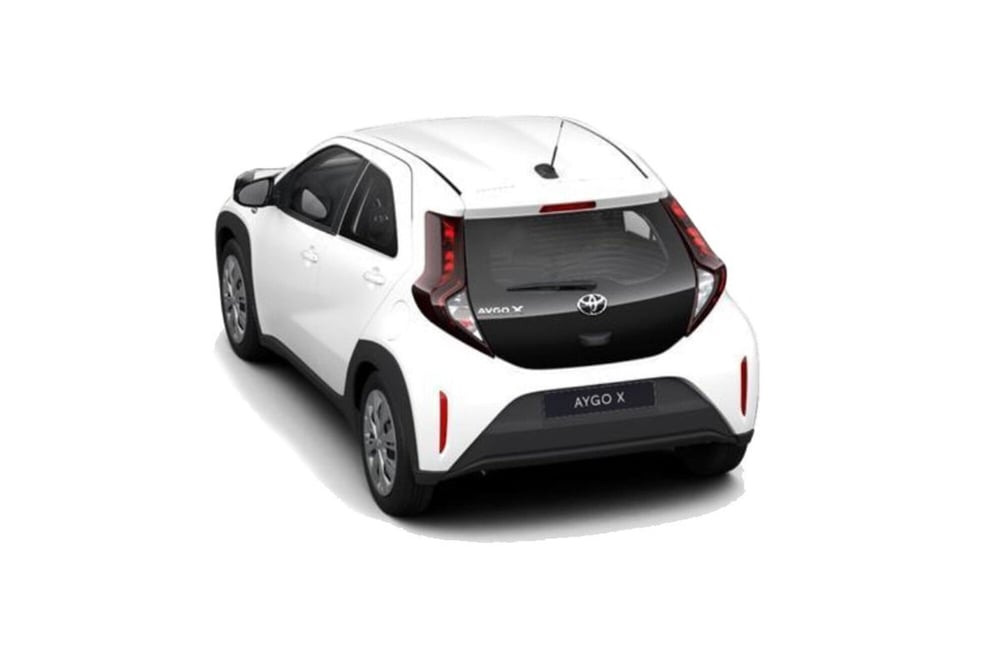 Toyota Aygo X nuova a Campobasso (4)