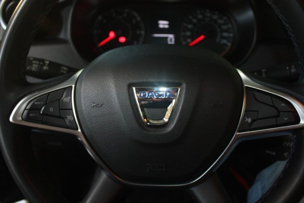 Dacia Duster usata a Viterbo (14)